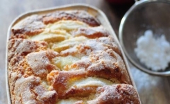 La recette du cake aux pommes moelleux pour fondre de gourmandise !