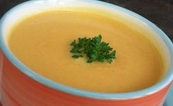 Crème de carottes, navet et sirop d'érable (facile et délicieuse)