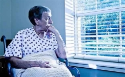 Une infirmière révèle les 5 plus grands regrets que les gens font sur leur lit de mort ! De véritables leçons de vie, bouleversant...