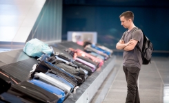 Astuces pour récupérer plus vite ses bagages à l’aéroport
