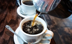 Selon deux études, boire du café ferait vivre plus longtemps